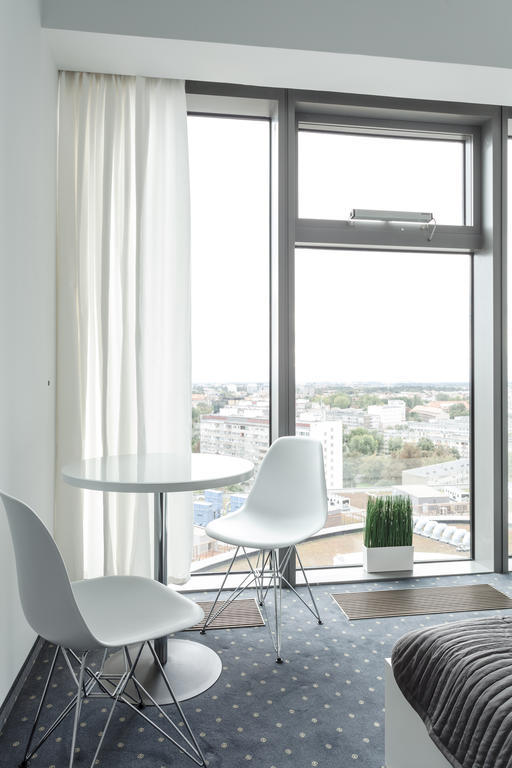 Platinum Sky Apartamento Wrocław Quarto foto